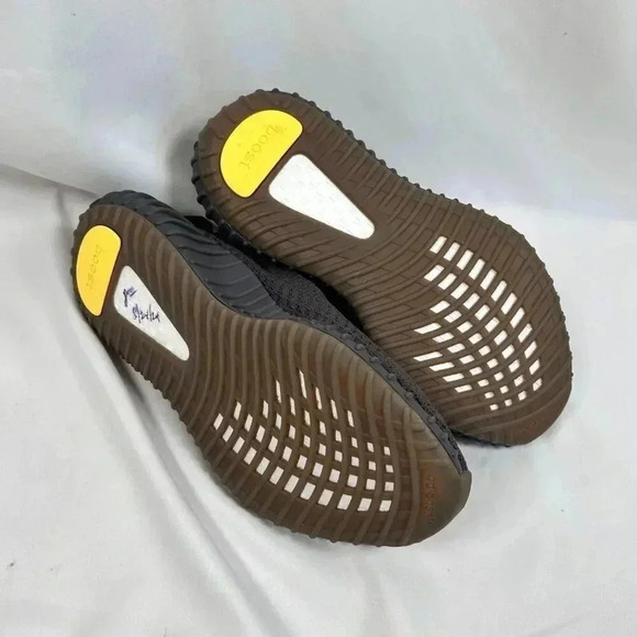 Yeezy Boost 350 V2 Cinder Size 5.5 Men Non-Reflective Sneakers - Picture 8 of 10